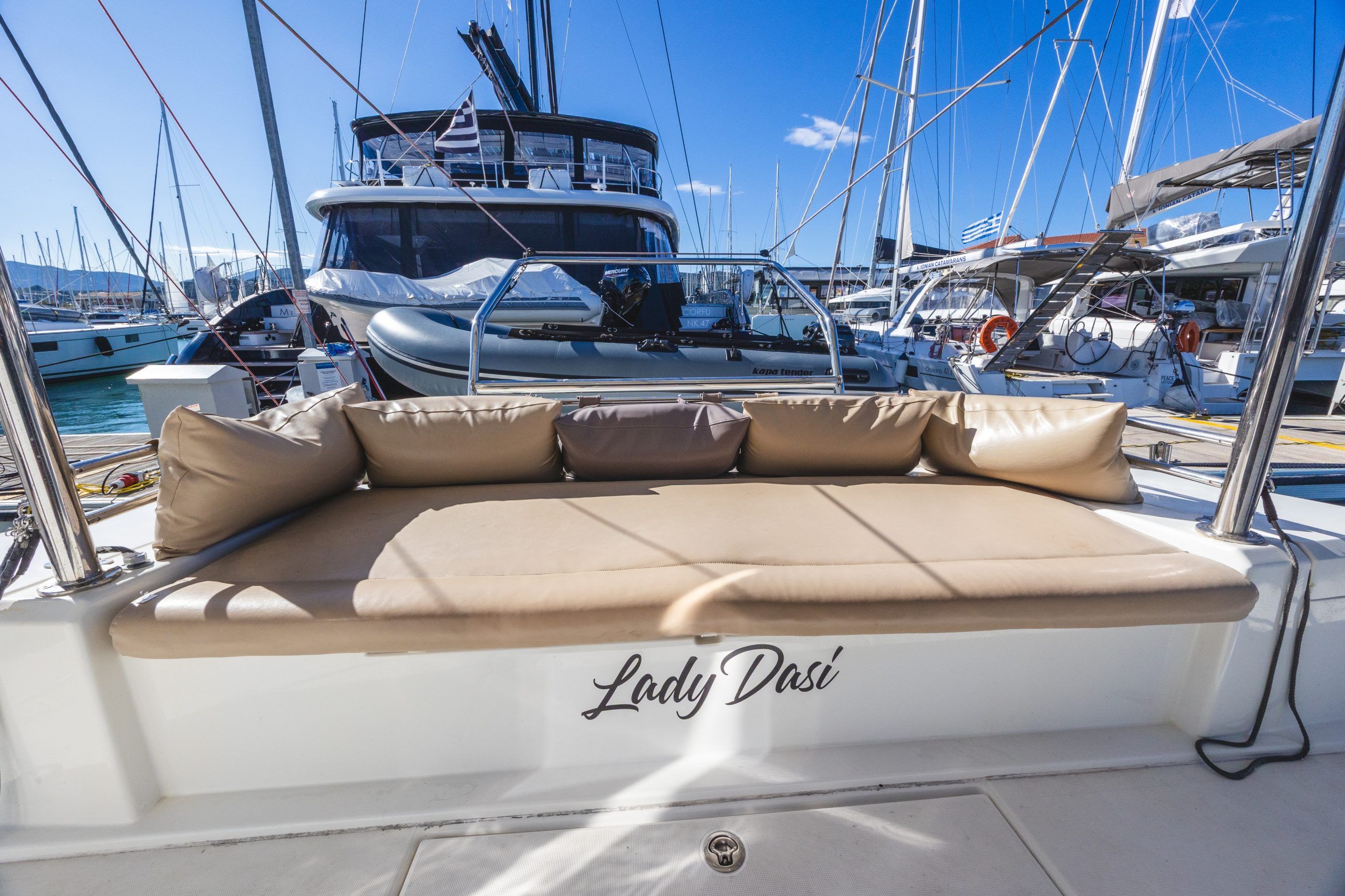 Lady Dasi thumbnail 4