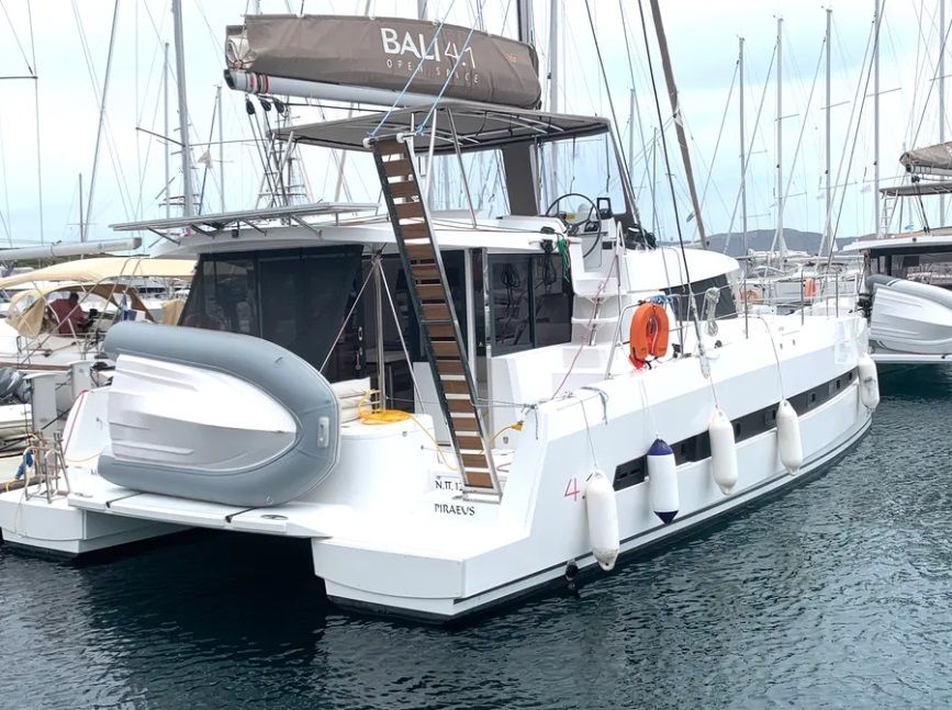 Bali 4.1 catamaran charter from Athens — Medusa I